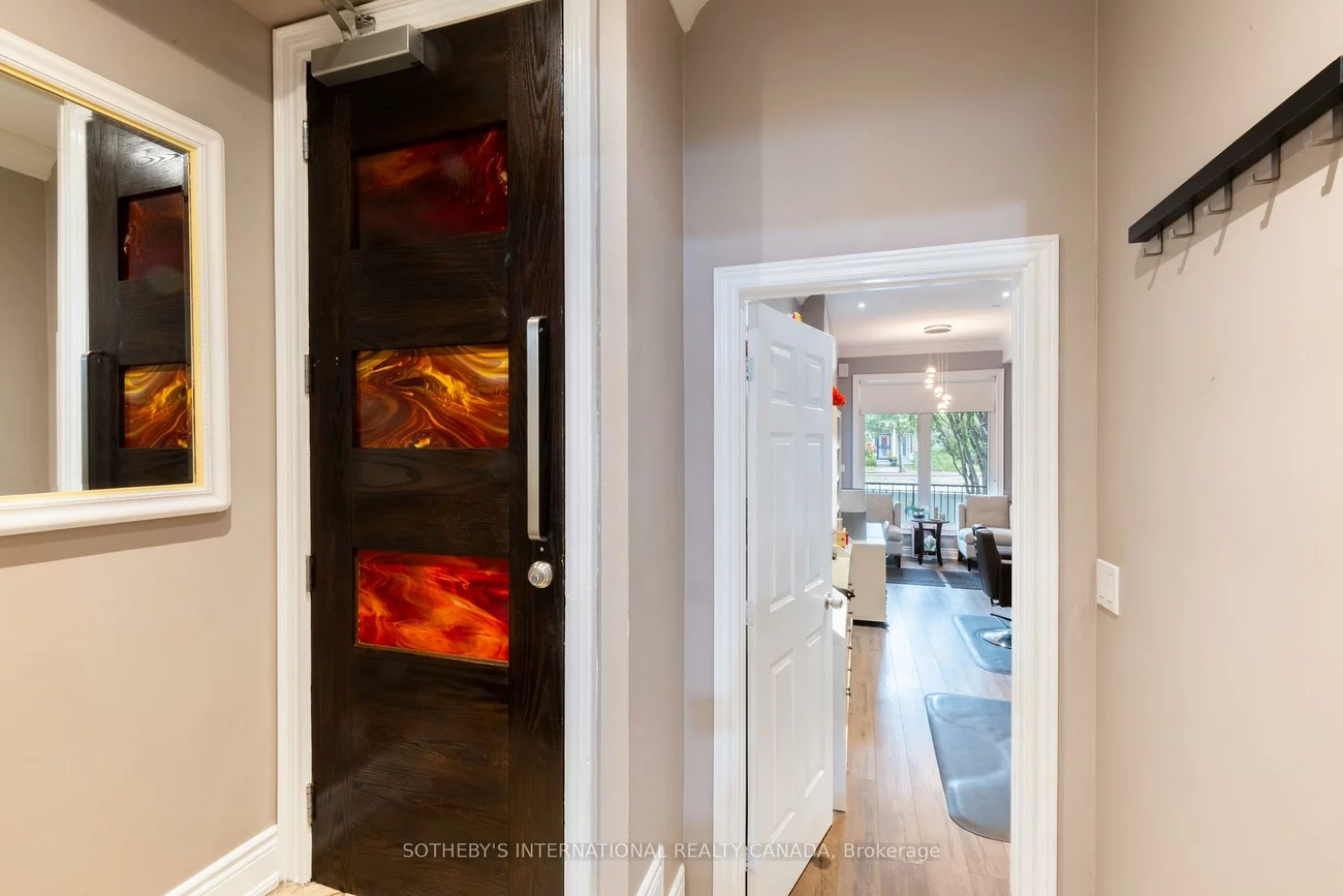 960A, The Queensway, Stonegate-Queensway, Toronto