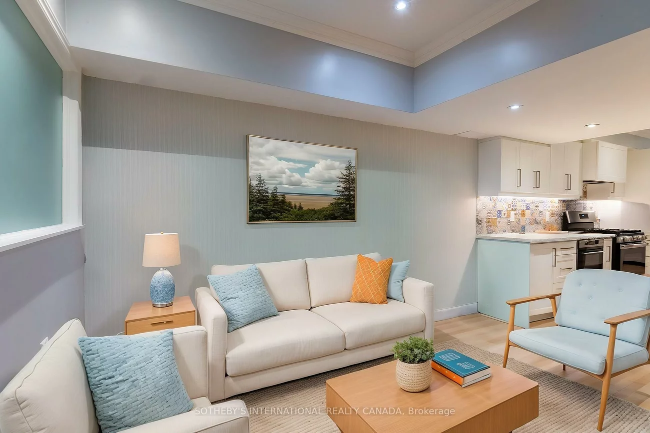 960A, The Queensway, Stonegate-Queensway, Toronto