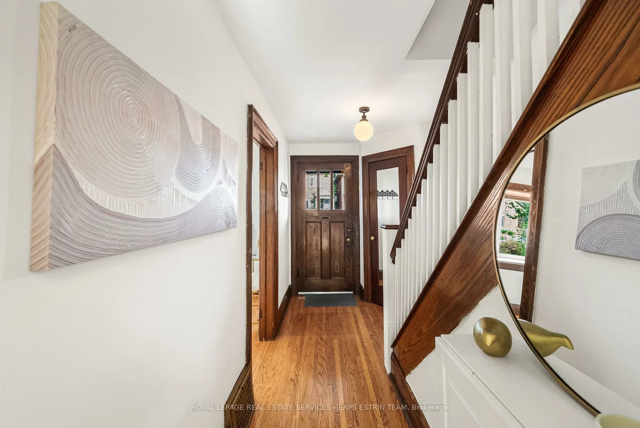 56, Durie, High Park-Swansea, Toronto
