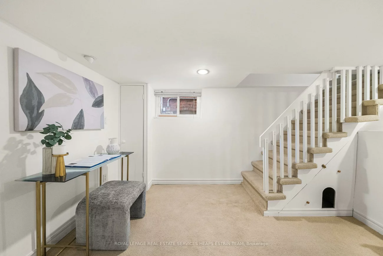 56, Durie, High Park-Swansea, Toronto