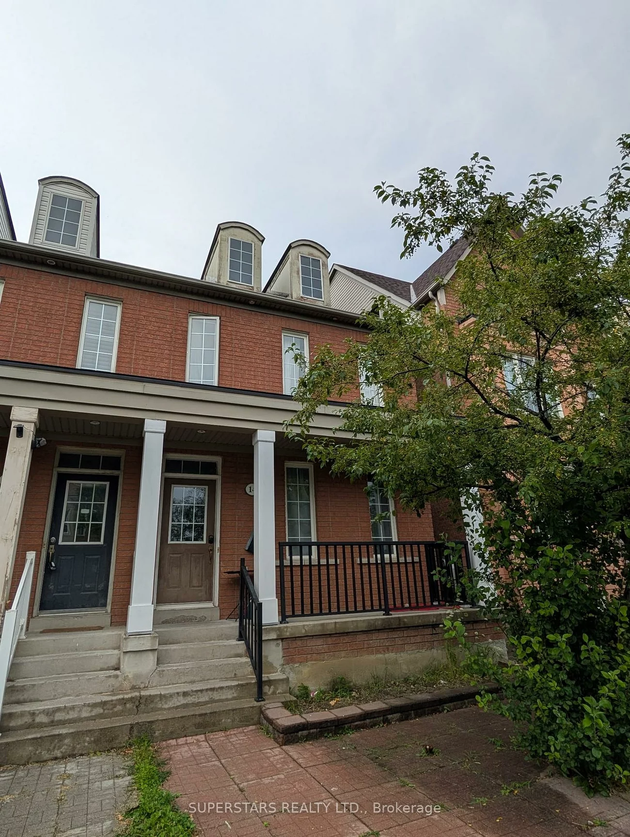 14, Bowsfield, York University Heights, Toronto