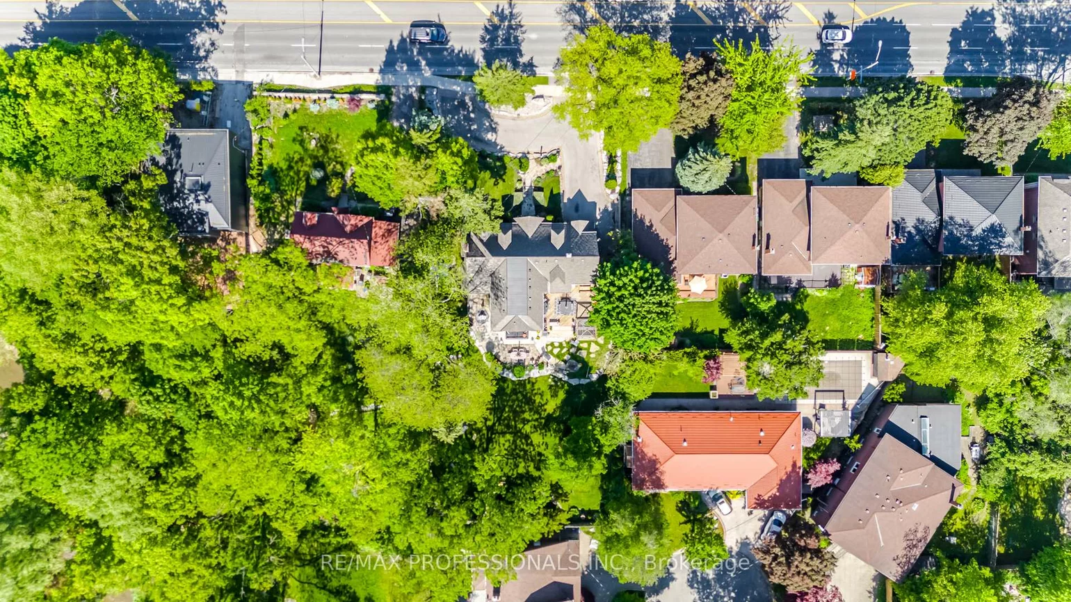 29, Mattice, Islington-City Centre West, Toronto