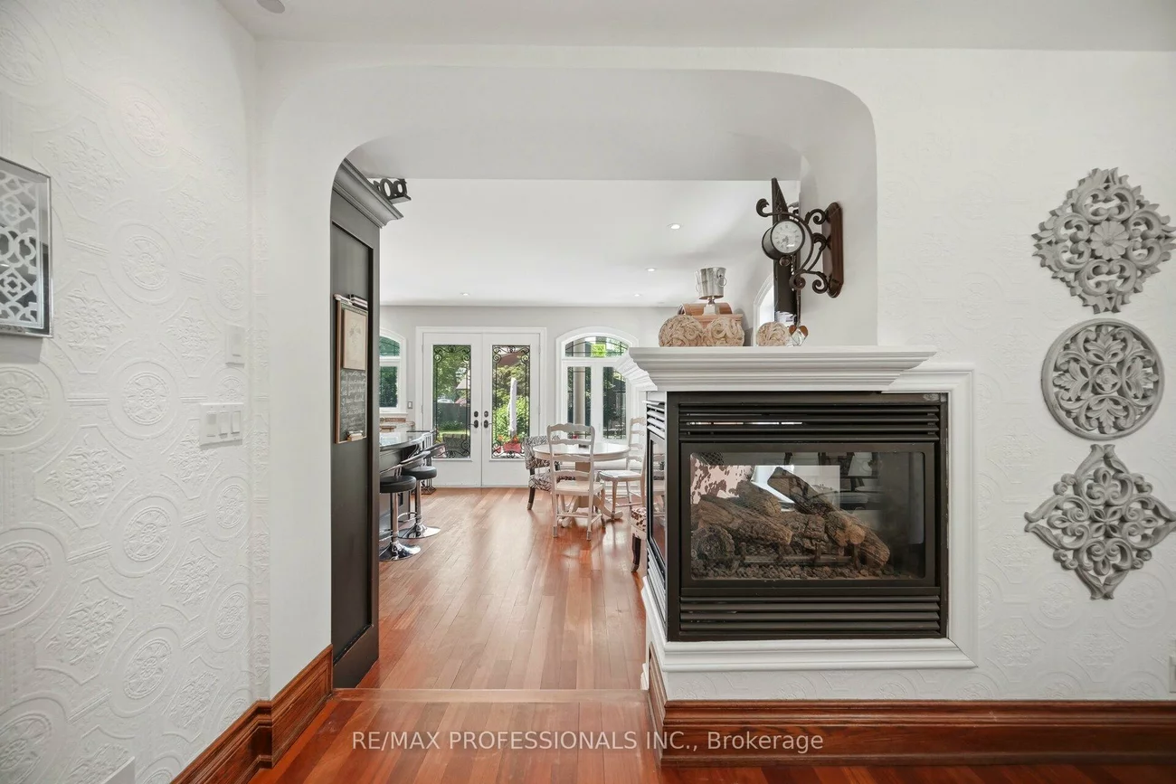 29, Mattice, Islington-City Centre West, Toronto