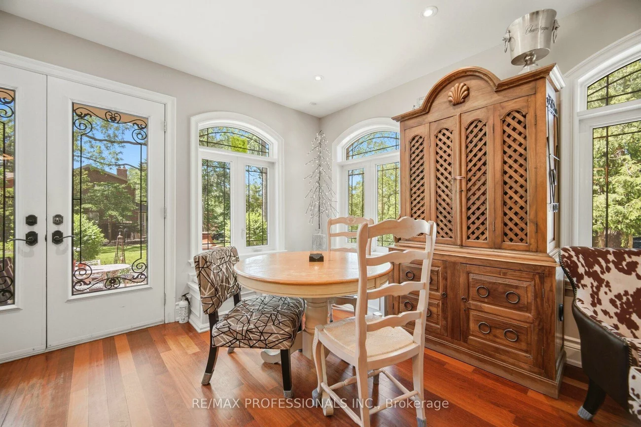 29, Mattice, Islington-City Centre West, Toronto