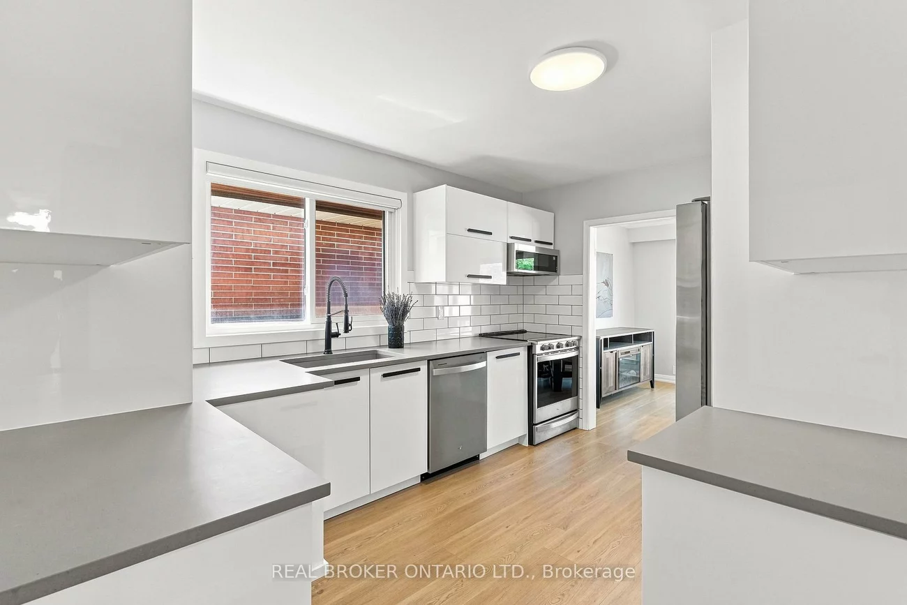 7, Allison, Stonegate-Queensway, Toronto