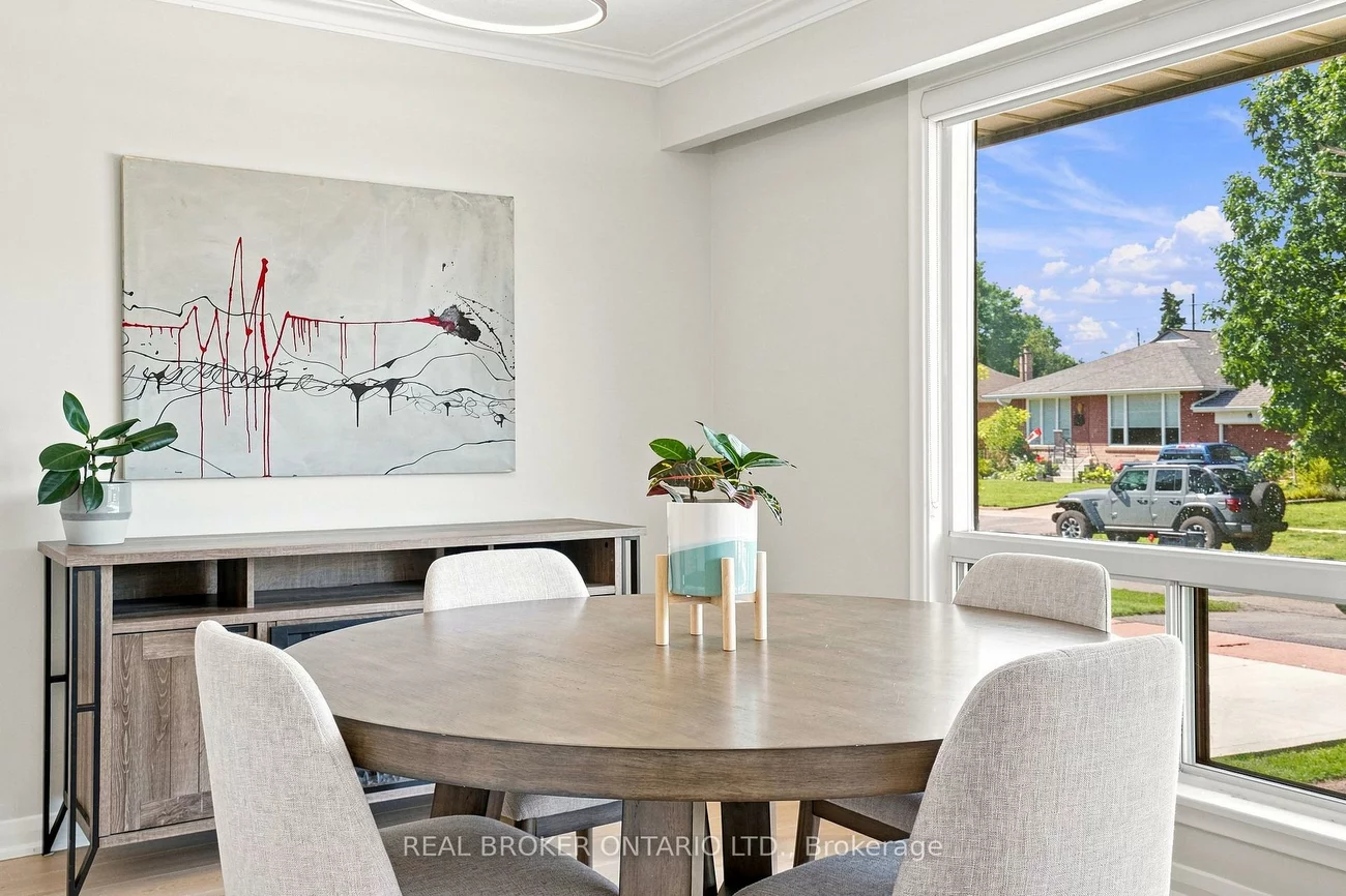 7, Allison, Stonegate-Queensway, Toronto