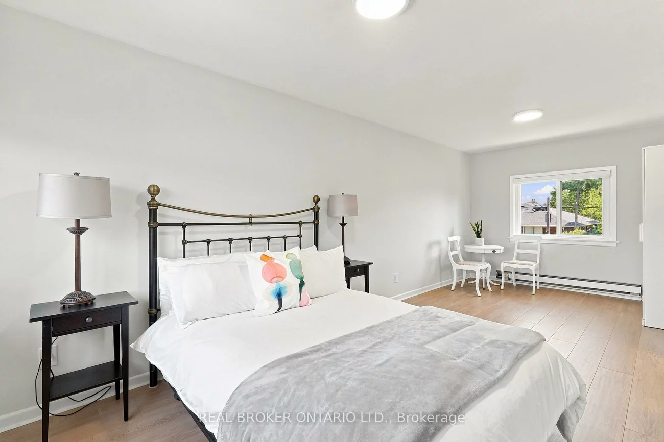 7, Allison, Stonegate-Queensway, Toronto