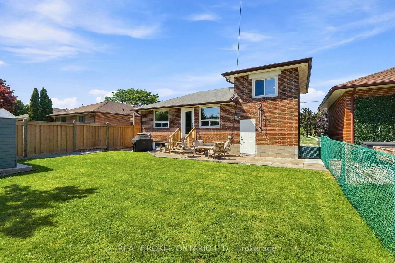 7, Allison, Stonegate-Queensway, Toronto