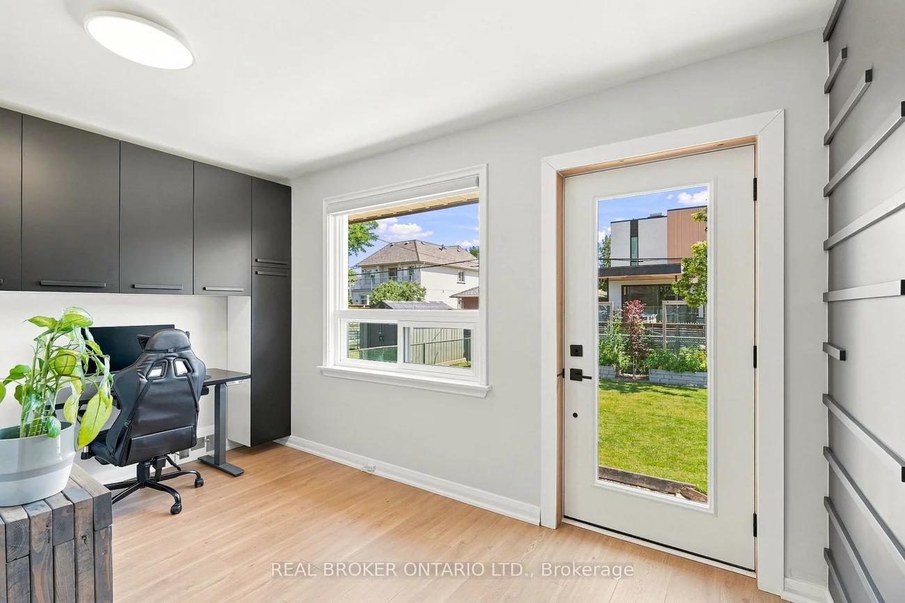7, Allison, Stonegate-Queensway, Toronto