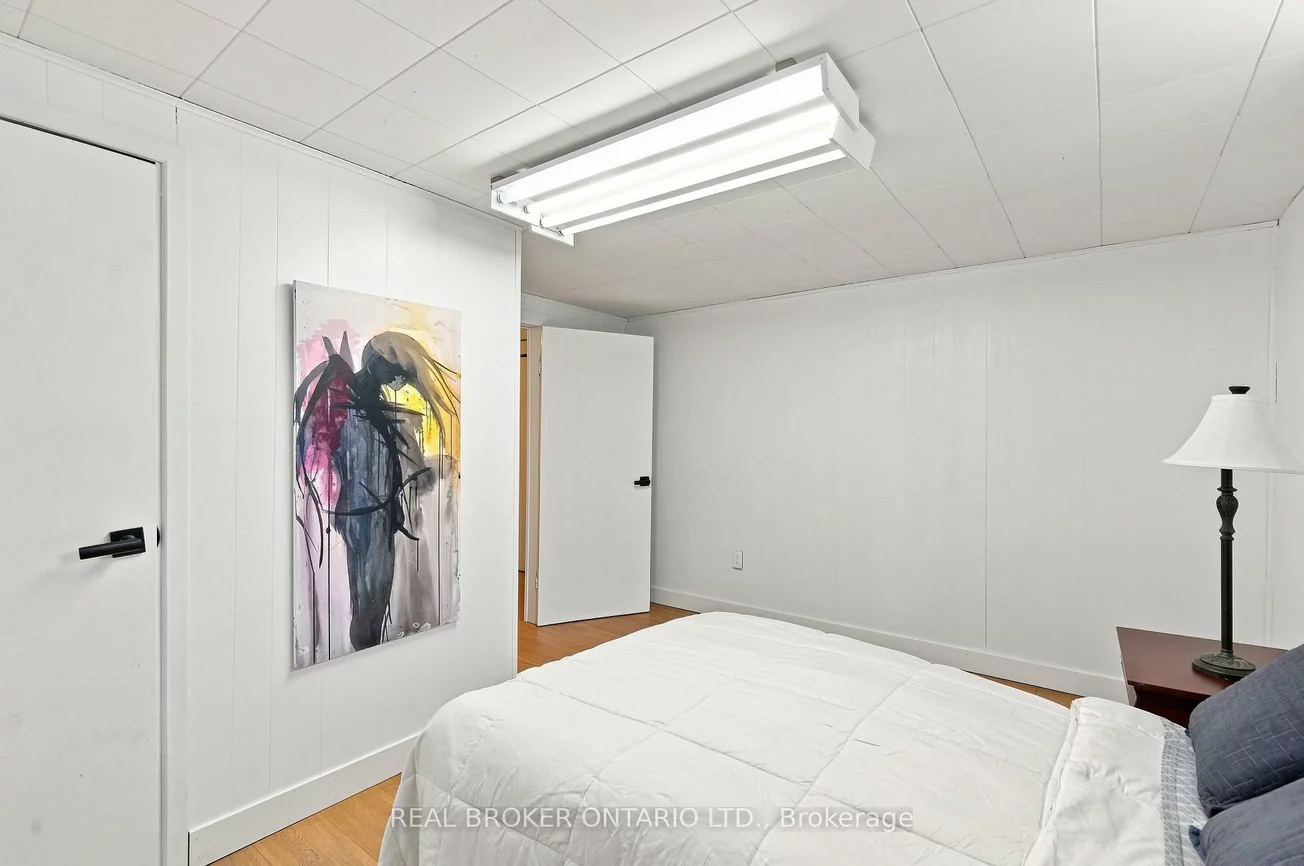 7, Allison, Stonegate-Queensway, Toronto