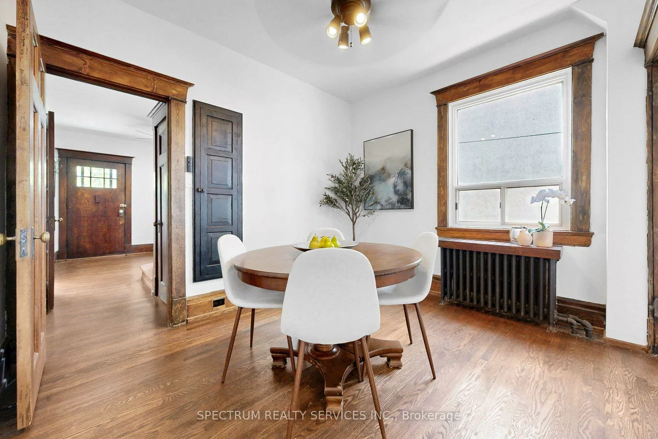 86, Church, Weston, Toronto