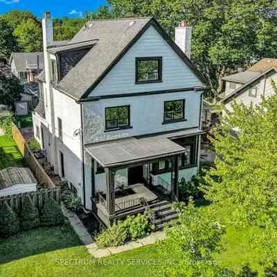 86, Church, Weston, Toronto