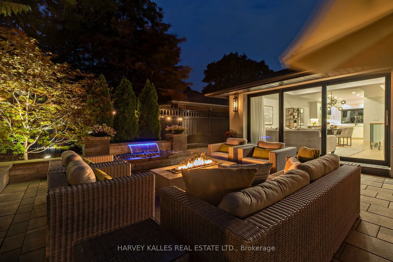 75, Markland, Markland Wood, Toronto