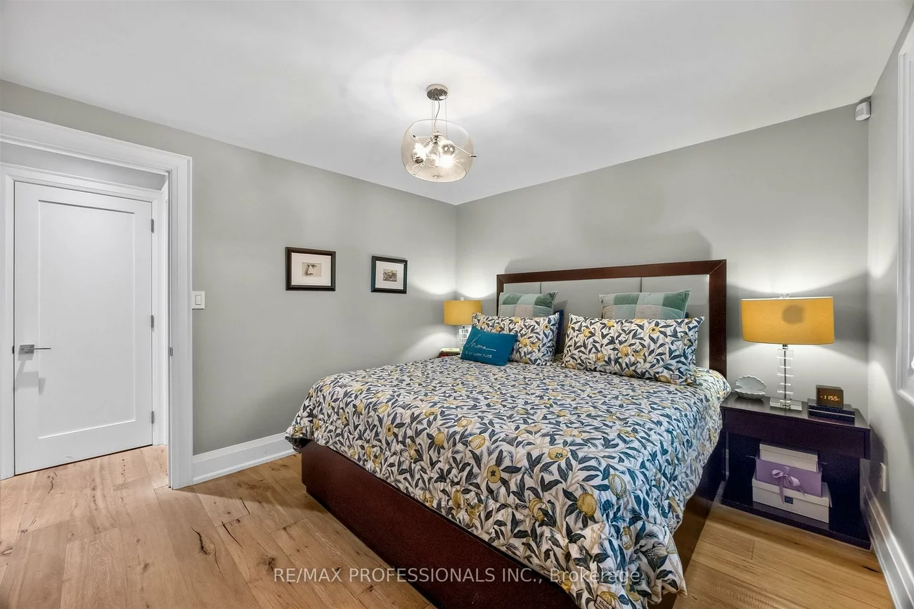 57, Merrygale, Eringate-Centennial-West Deane, Toronto