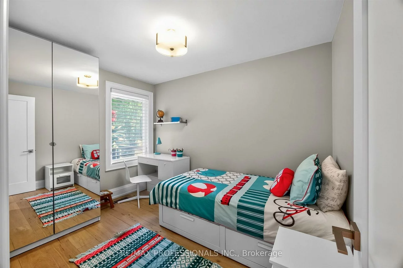 57, Merrygale, Eringate-Centennial-West Deane, Toronto