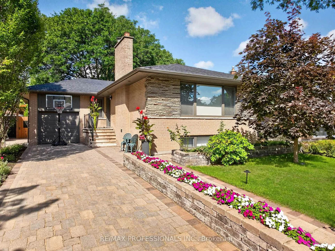 57, Merrygale, Eringate-Centennial-West Deane, Toronto