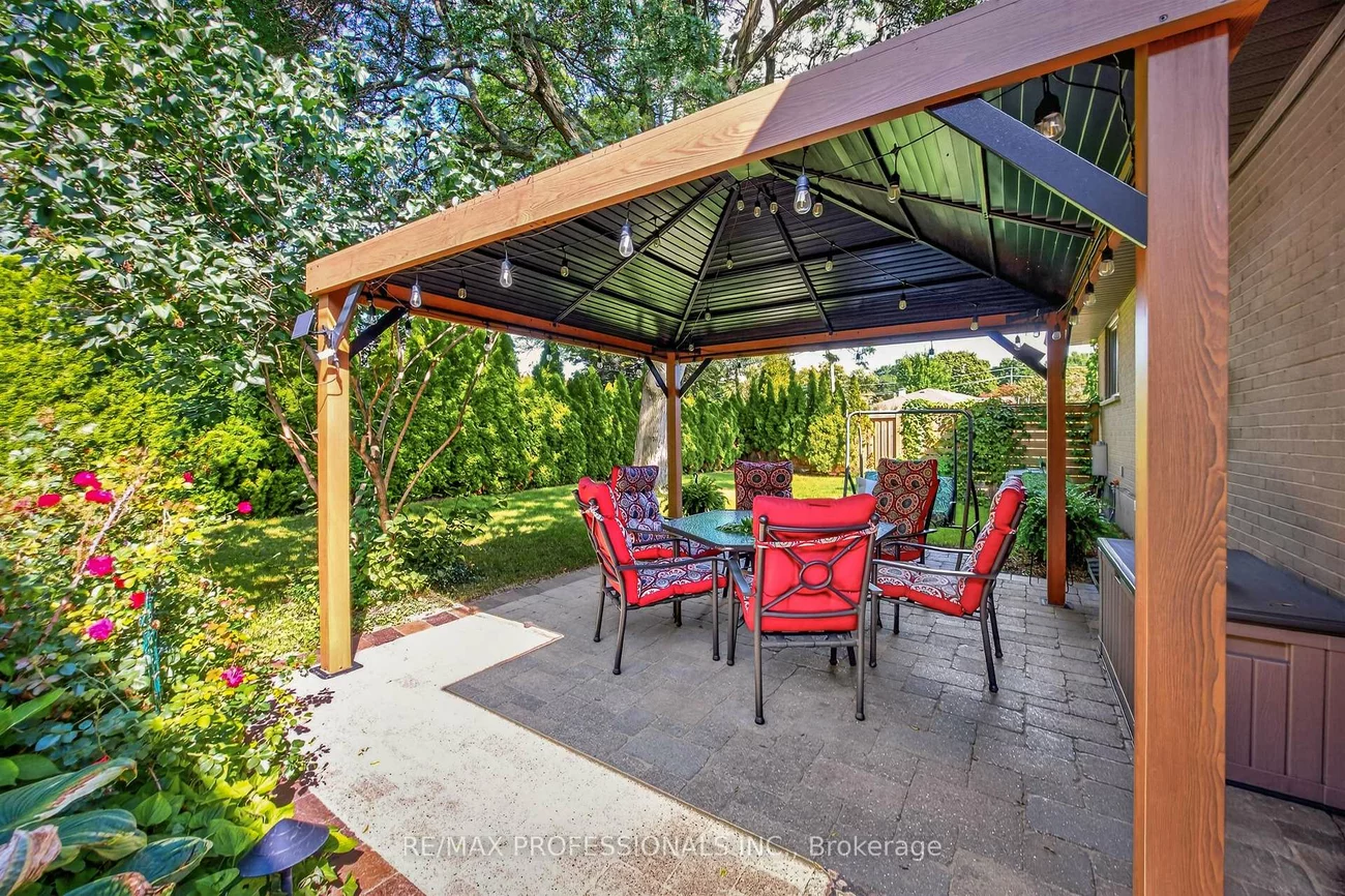 57, Merrygale, Eringate-Centennial-West Deane, Toronto