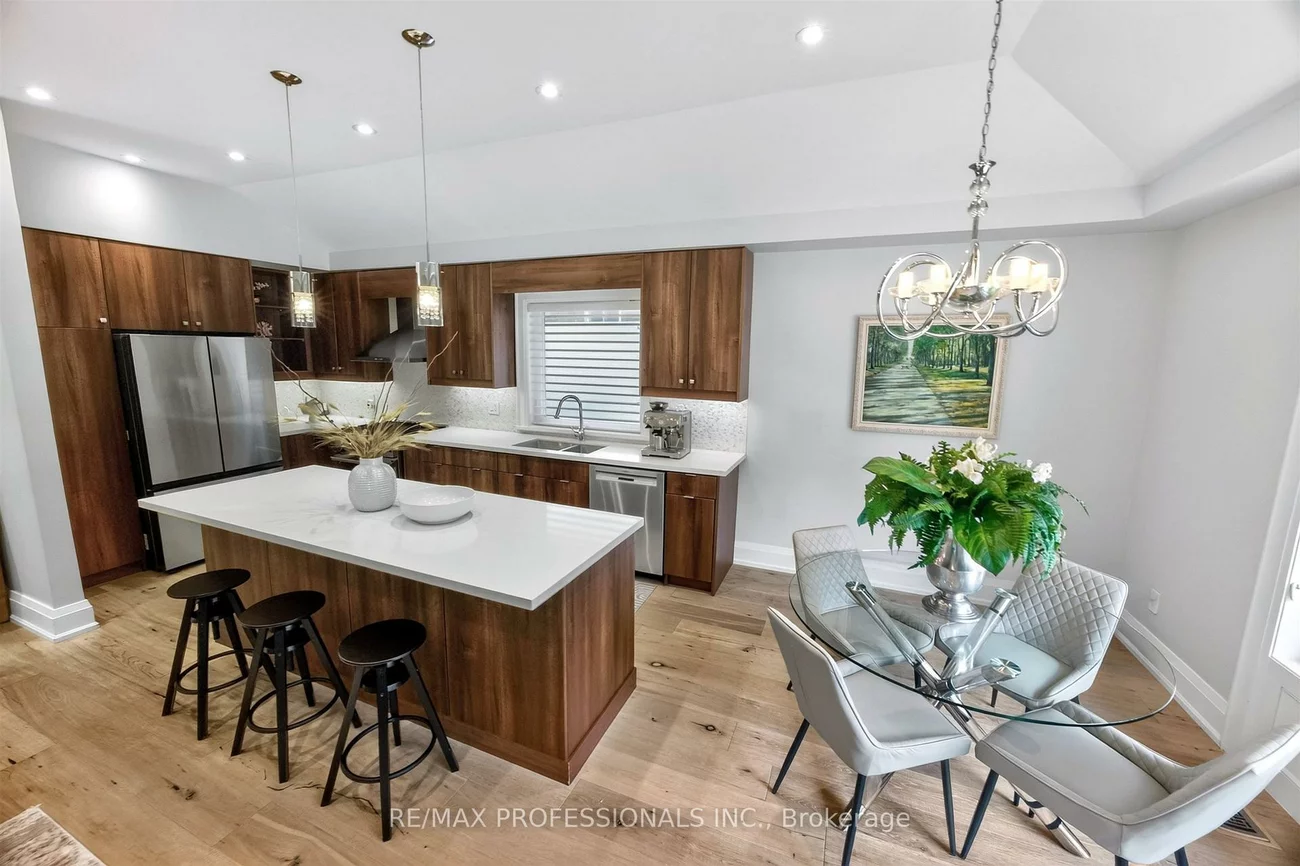 57, Merrygale, Eringate-Centennial-West Deane, Toronto