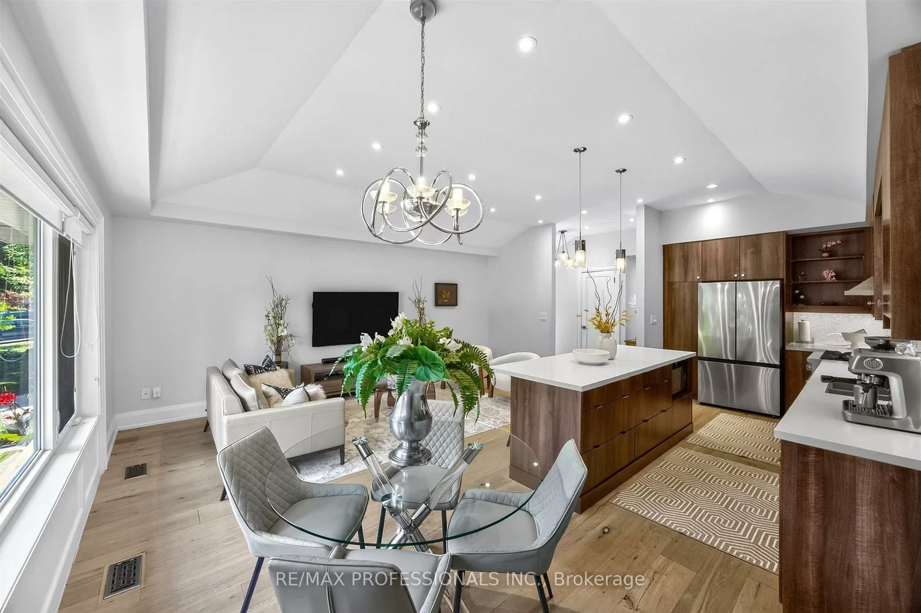 57, Merrygale, Eringate-Centennial-West Deane, Toronto