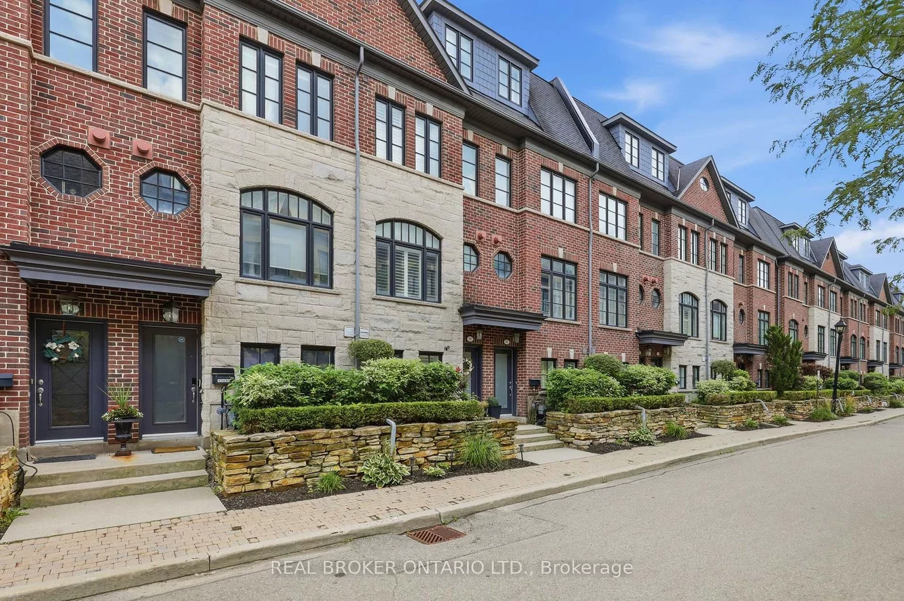 39, Lobo Mews, Islington-City Centre West, Toronto