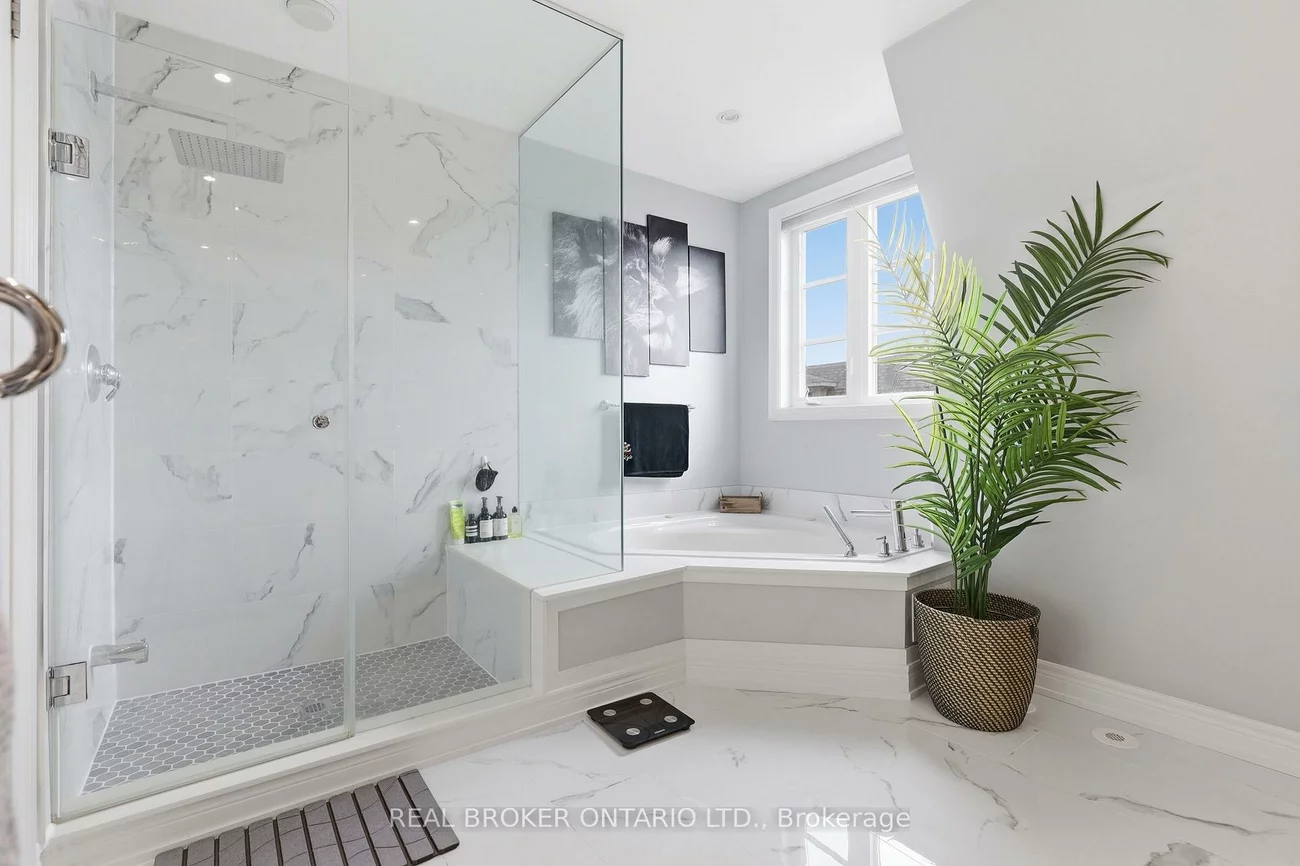 39, Lobo Mews, Islington-City Centre West, Toronto
