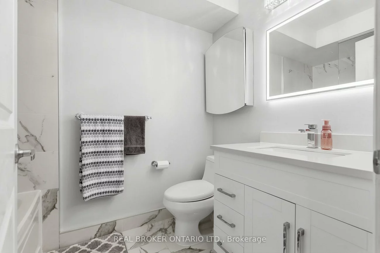39, Lobo Mews, Islington-City Centre West, Toronto