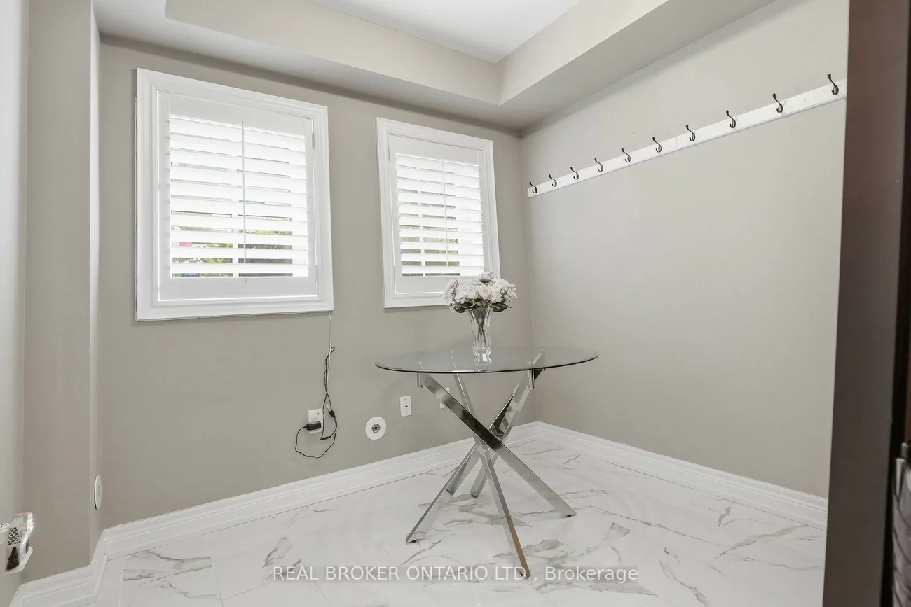 39, Lobo Mews, Islington-City Centre West, Toronto
