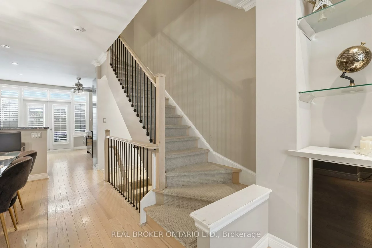 39, Lobo Mews, Islington-City Centre West, Toronto