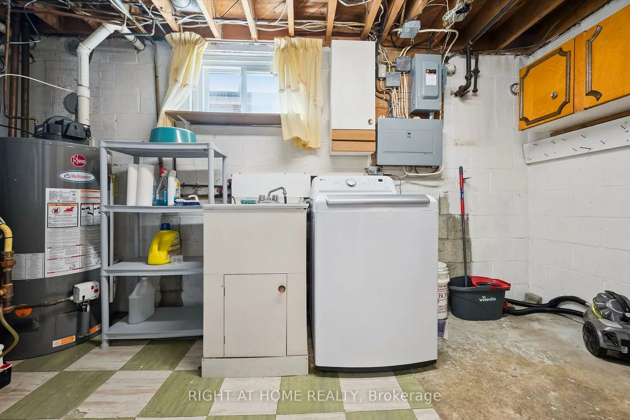 27, Jocada, Maple Leaf, Toronto