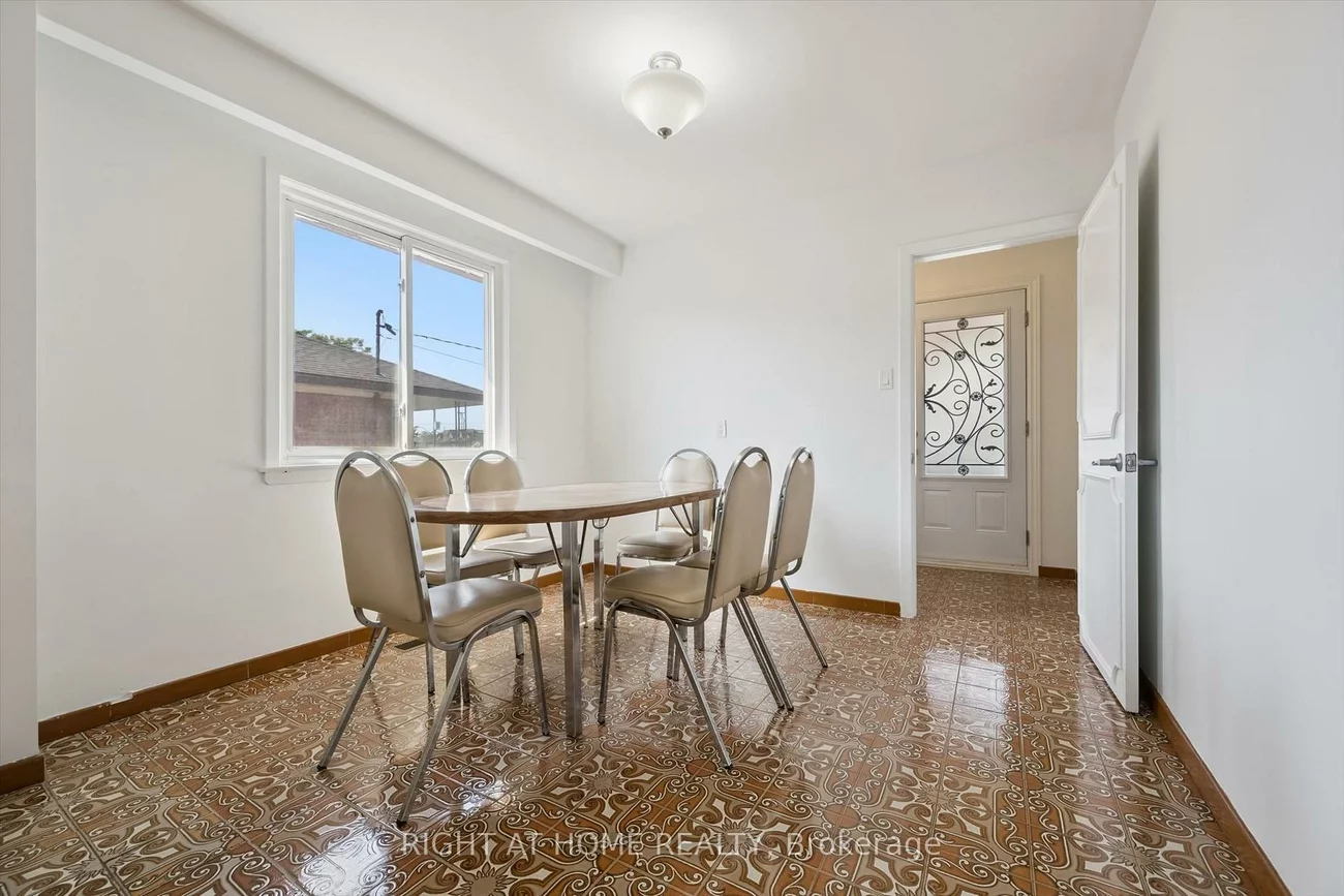 27, Jocada, Maple Leaf, Toronto