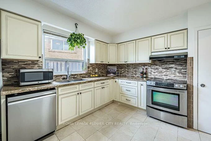 3, Clayhall, York University Heights, Toronto