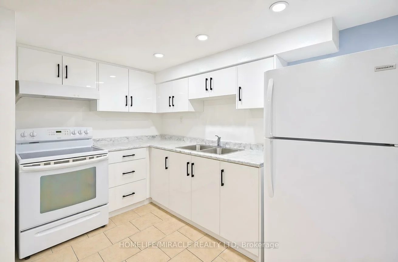 177, Westmore, West Humber-Clairville, Toronto