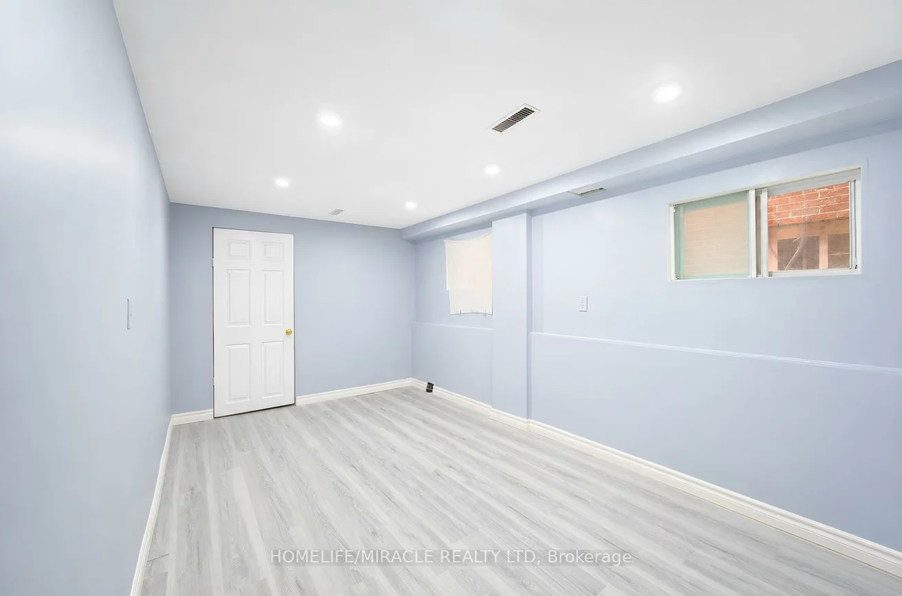 177, Westmore, West Humber-Clairville, Toronto
