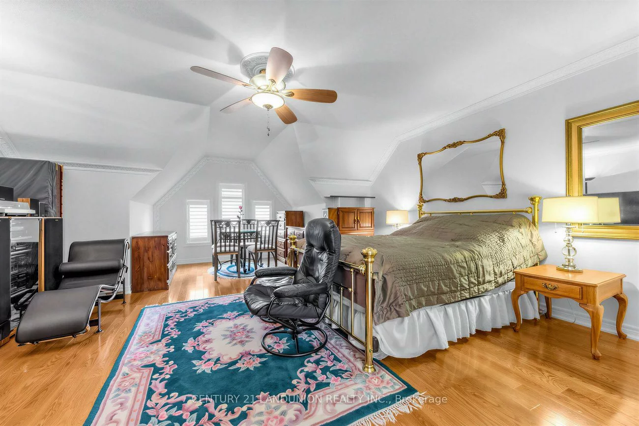 28, Herzberg, York University Heights, Toronto
