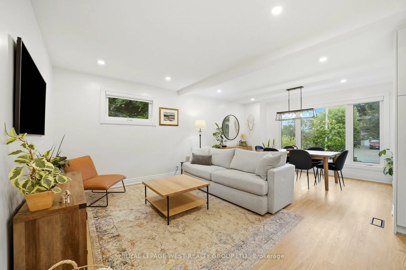 72, Mervyn, Islington-City Centre West, Toronto