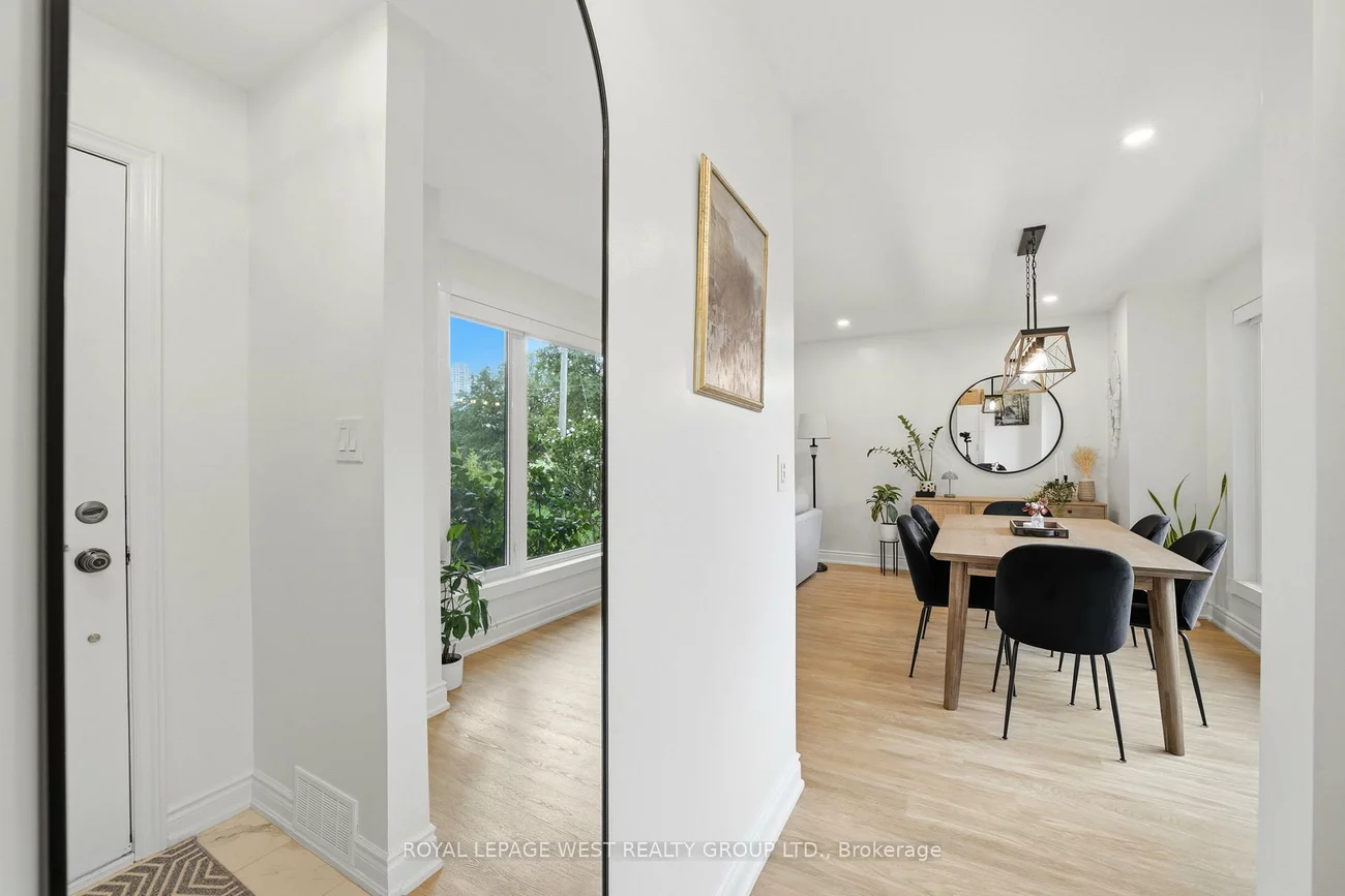 72, Mervyn, Islington-City Centre West, Toronto