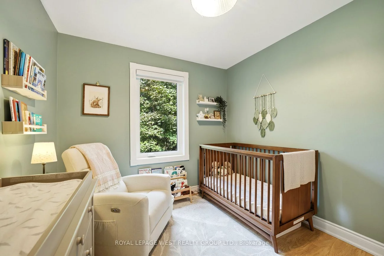 72, Mervyn, Islington-City Centre West, Toronto