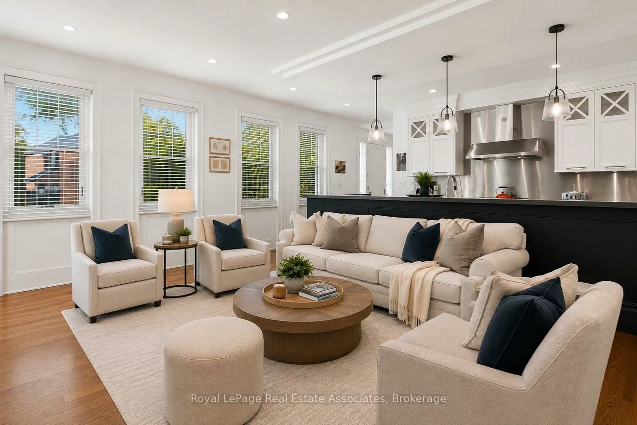 32, Jopling, Islington-City Centre West, Toronto
