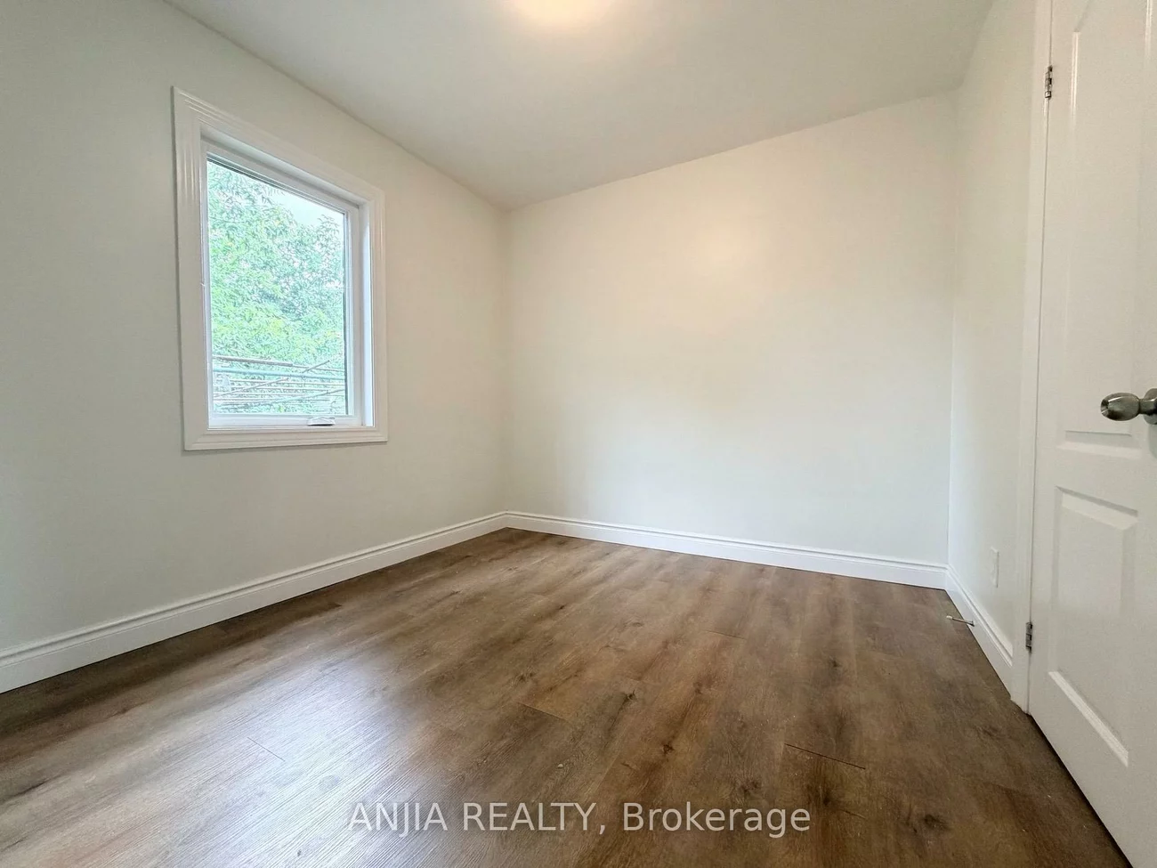 77, Nash, Downsview-Roding-CFB, Toronto