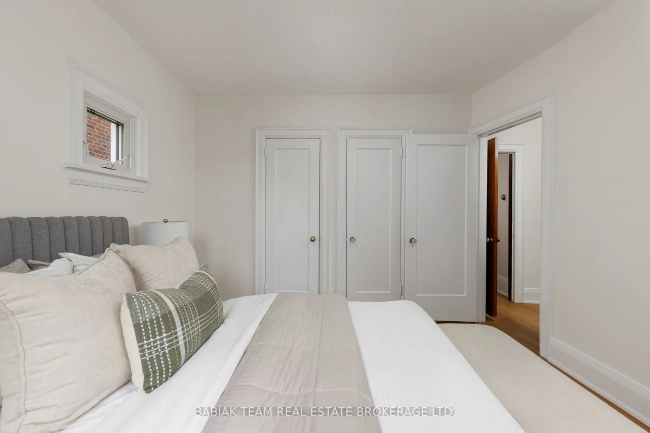 93, Glendonwynne, High Park North, Toronto