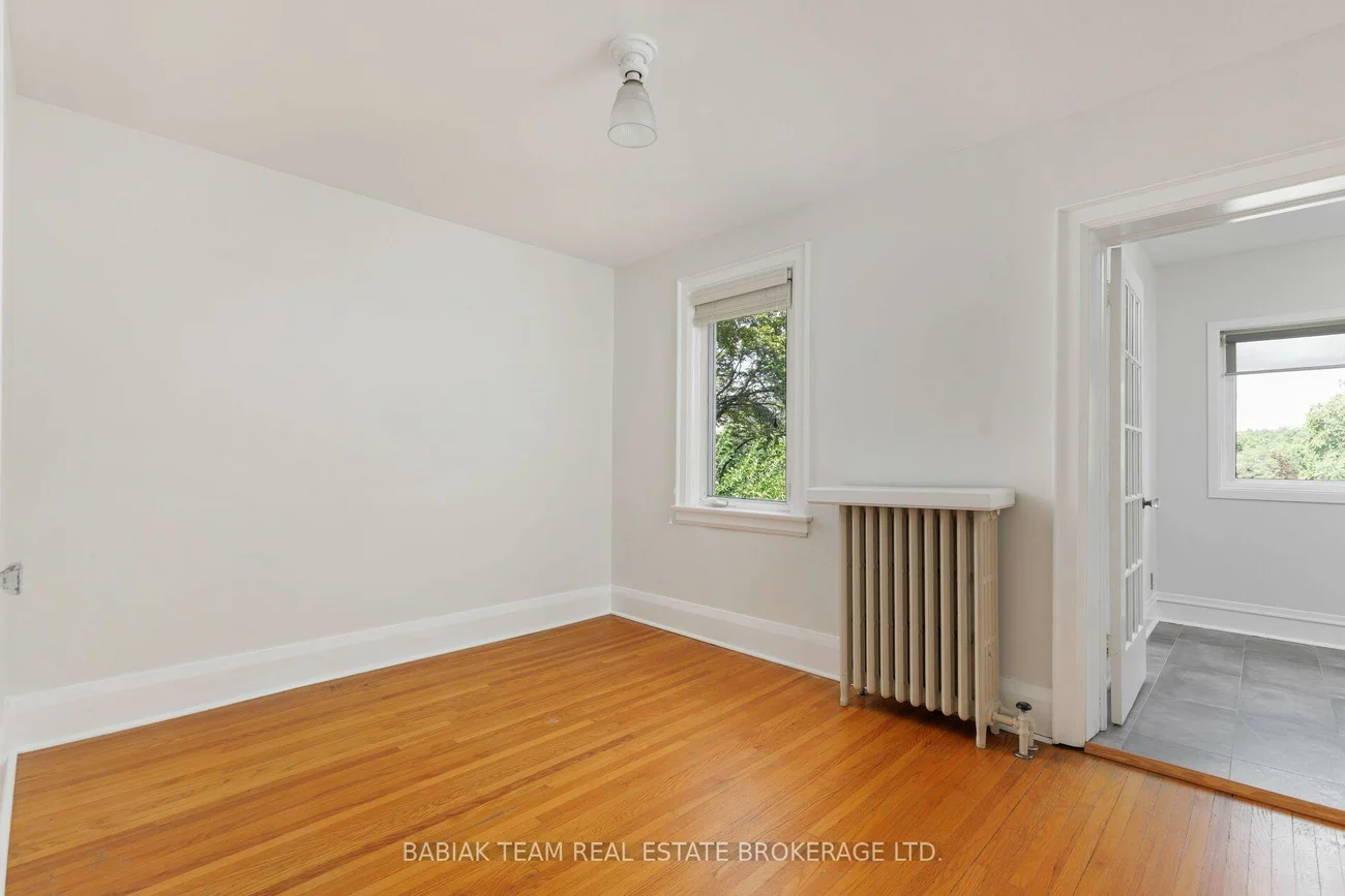 93, Glendonwynne, High Park North, Toronto
