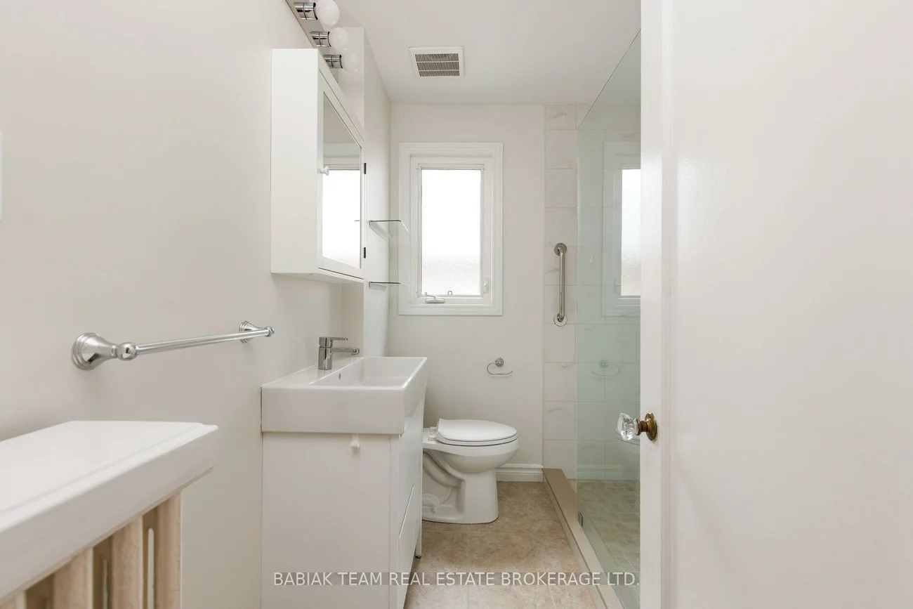 93, Glendonwynne, High Park North, Toronto