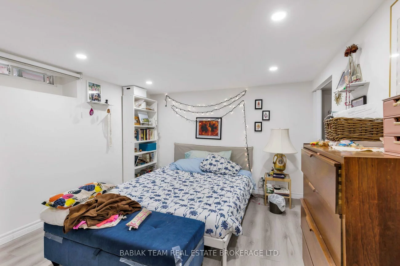 93, Glendonwynne, High Park North, Toronto