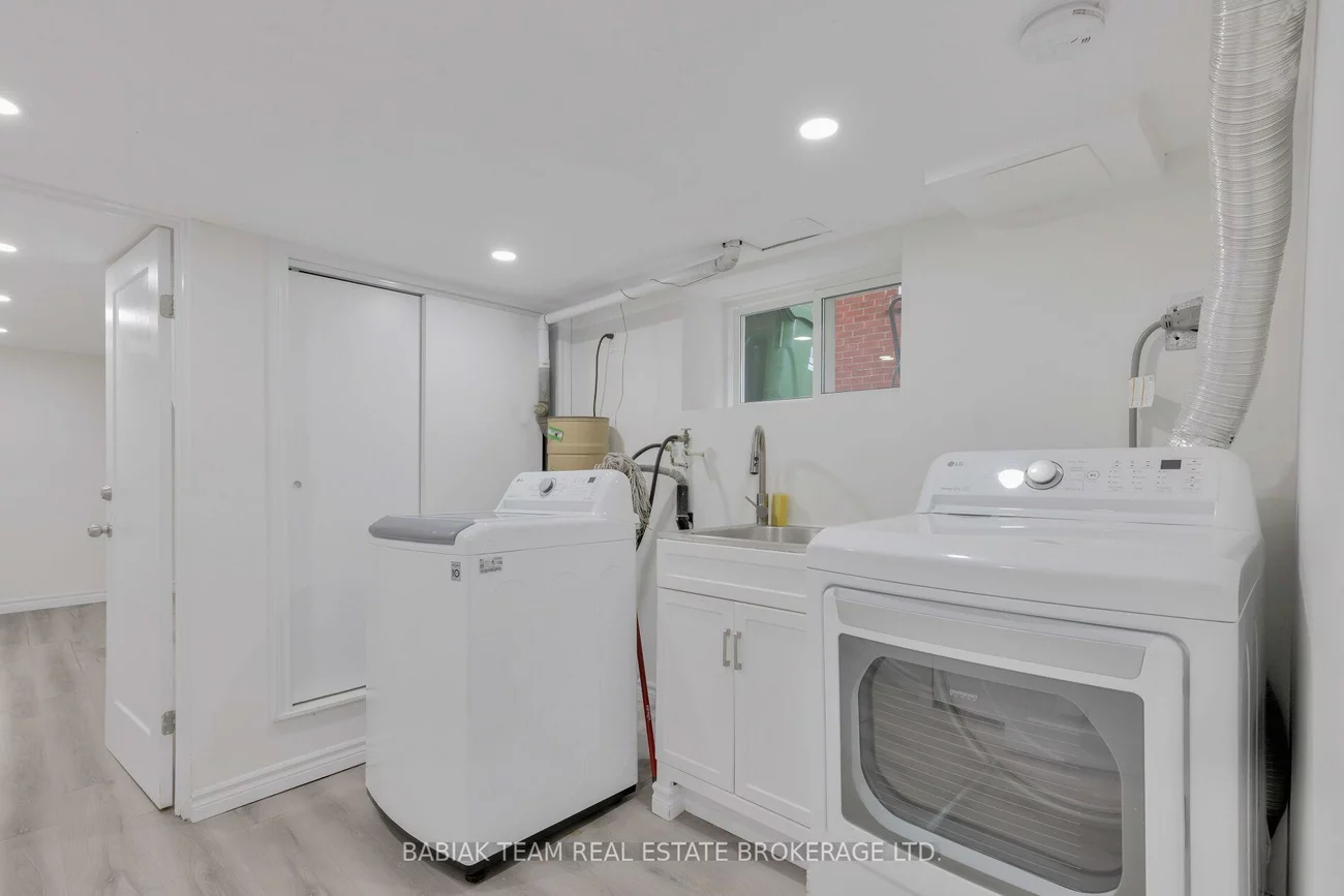 93, Glendonwynne, High Park North, Toronto