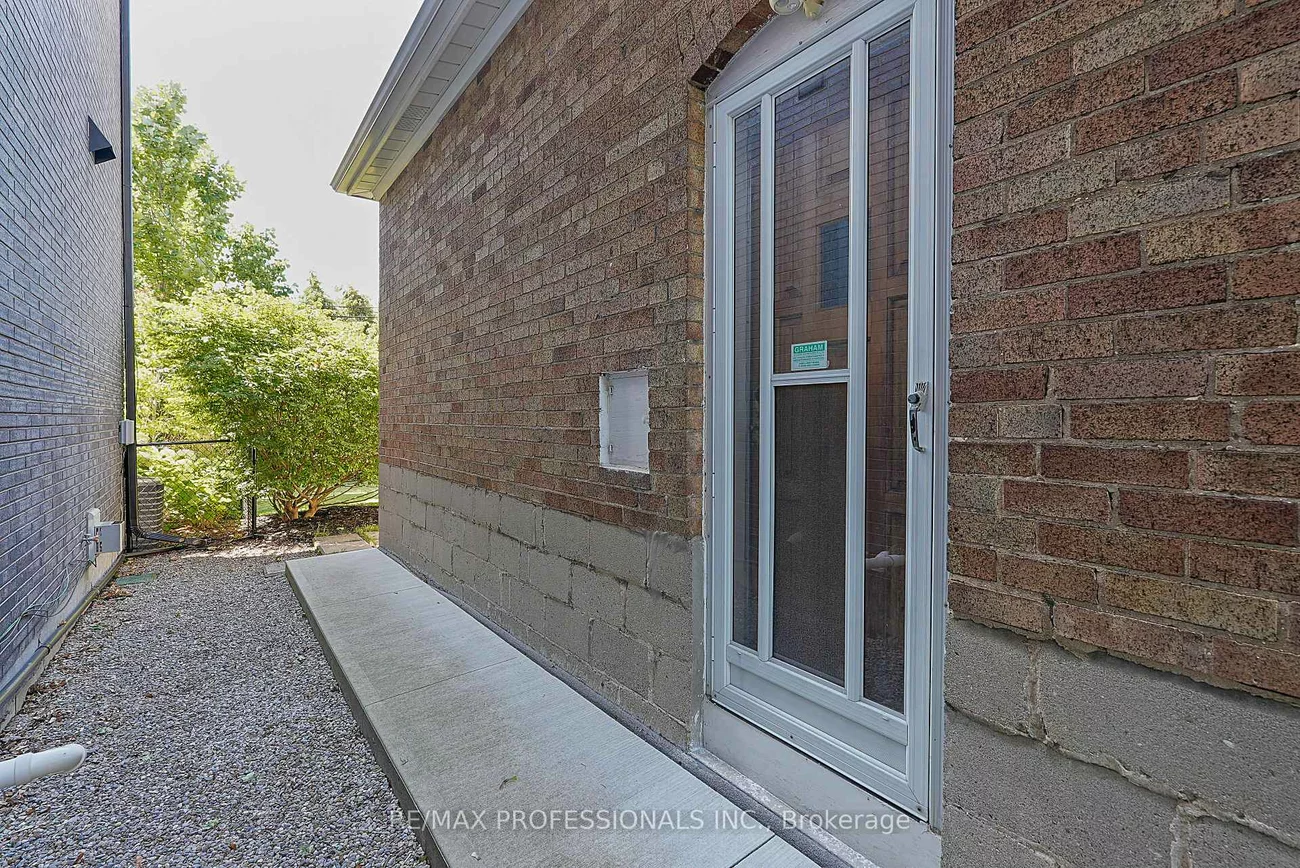 1, Bernice, Stonegate-Queensway, Toronto