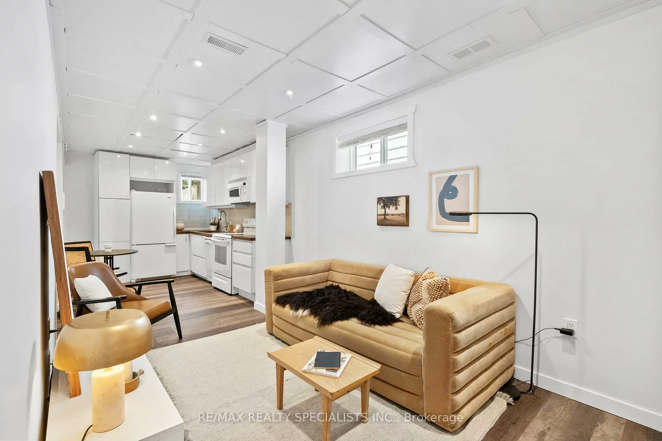 159, Hillside, Mimico, Toronto