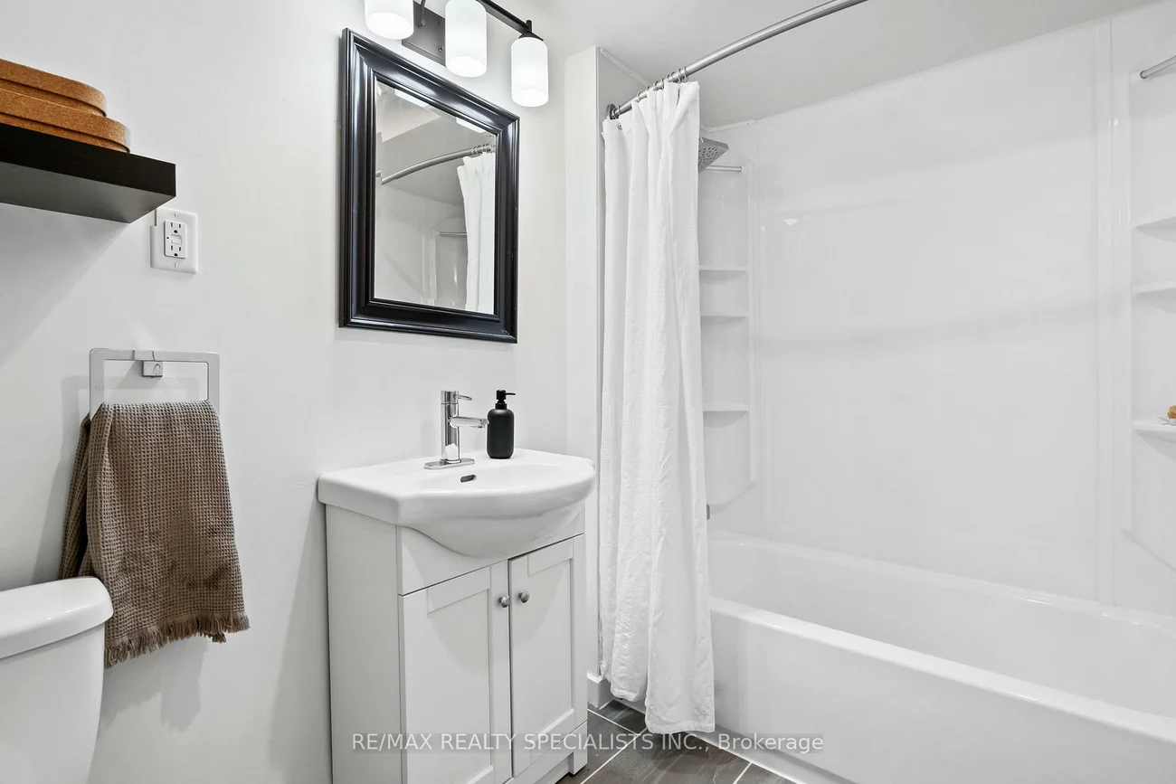 159, Hillside, Mimico, Toronto