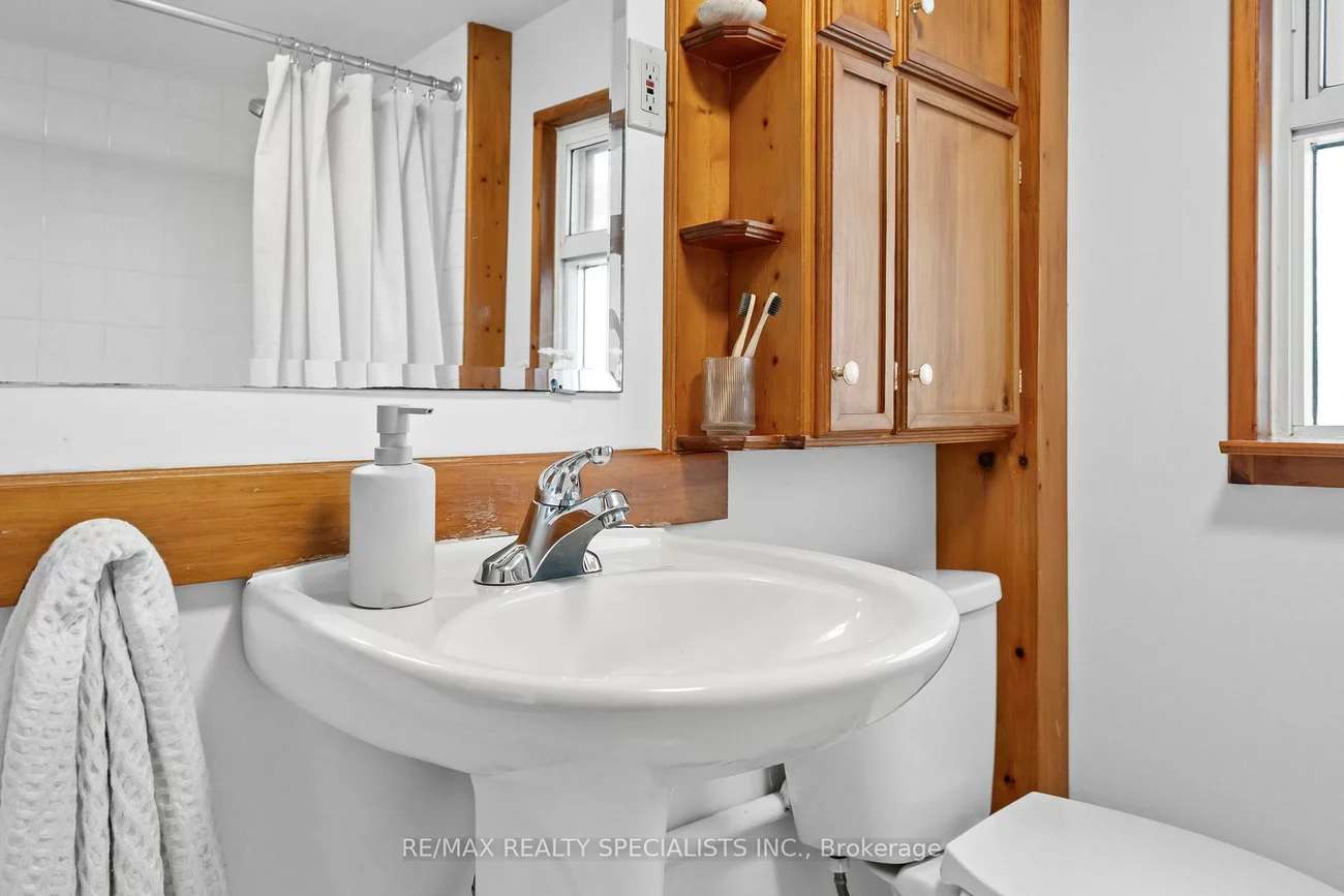 159, Hillside, Mimico, Toronto