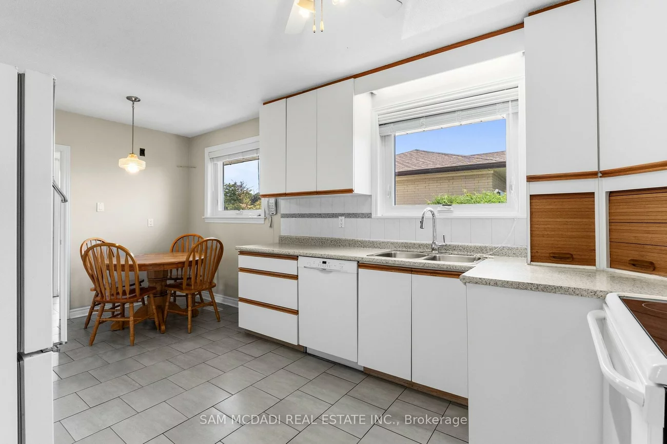 248, Wellesworth, Eringate-Centennial-West Deane, Toronto
