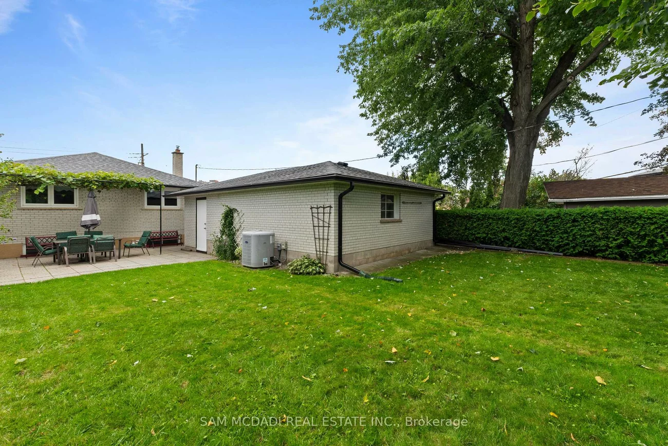 248, Wellesworth, Eringate-Centennial-West Deane, Toronto